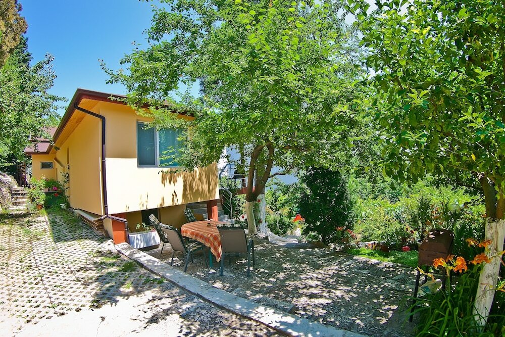 Фото Villa Sequoia