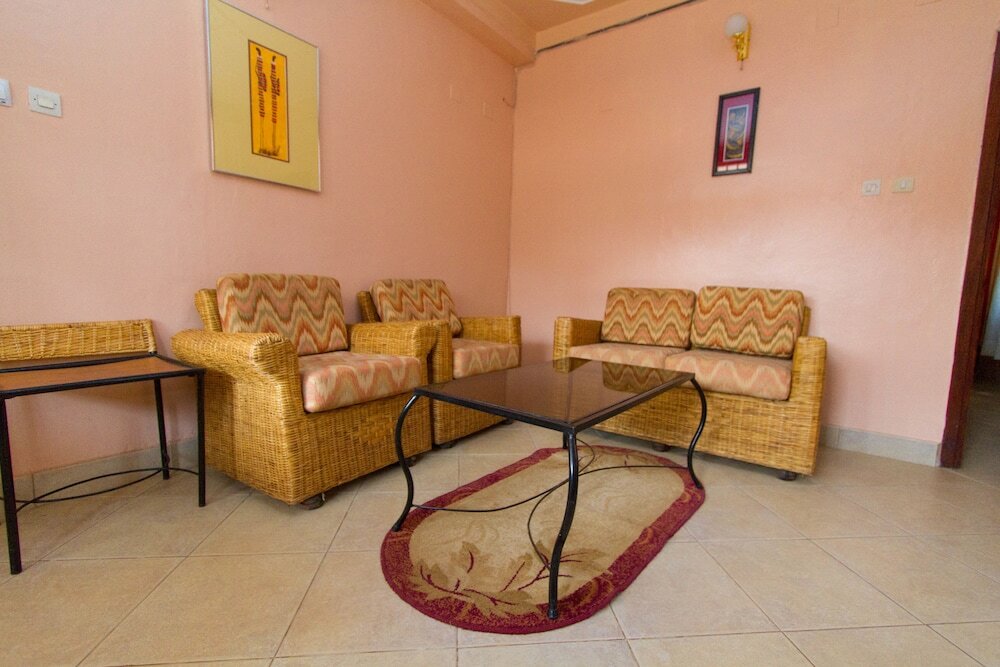 Фото Kings Hospitality Centre