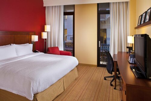 Гостиница Courtyard by Marriott New Orleans Near the French Quarter