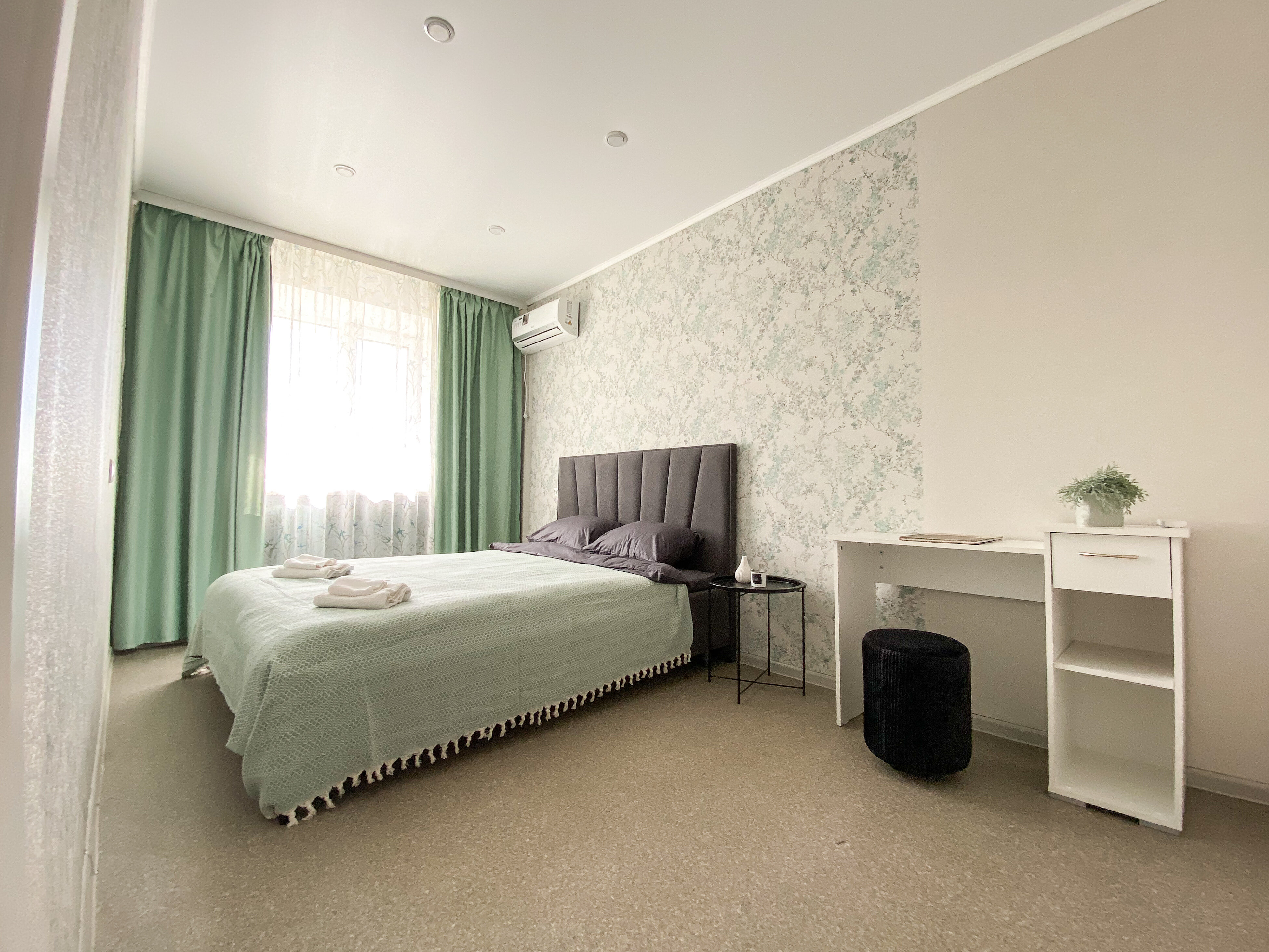 Фото UTrip на улице Чернышевского 16