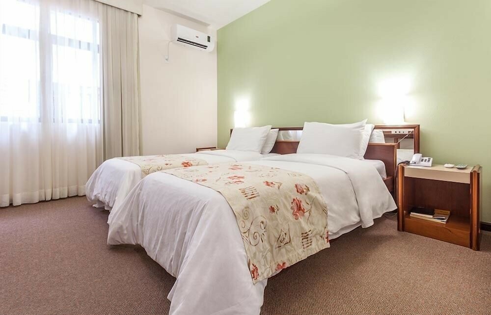 Фото Monthez Hotel & Eventos