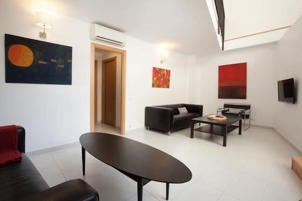 Фото Park Guell Apartments