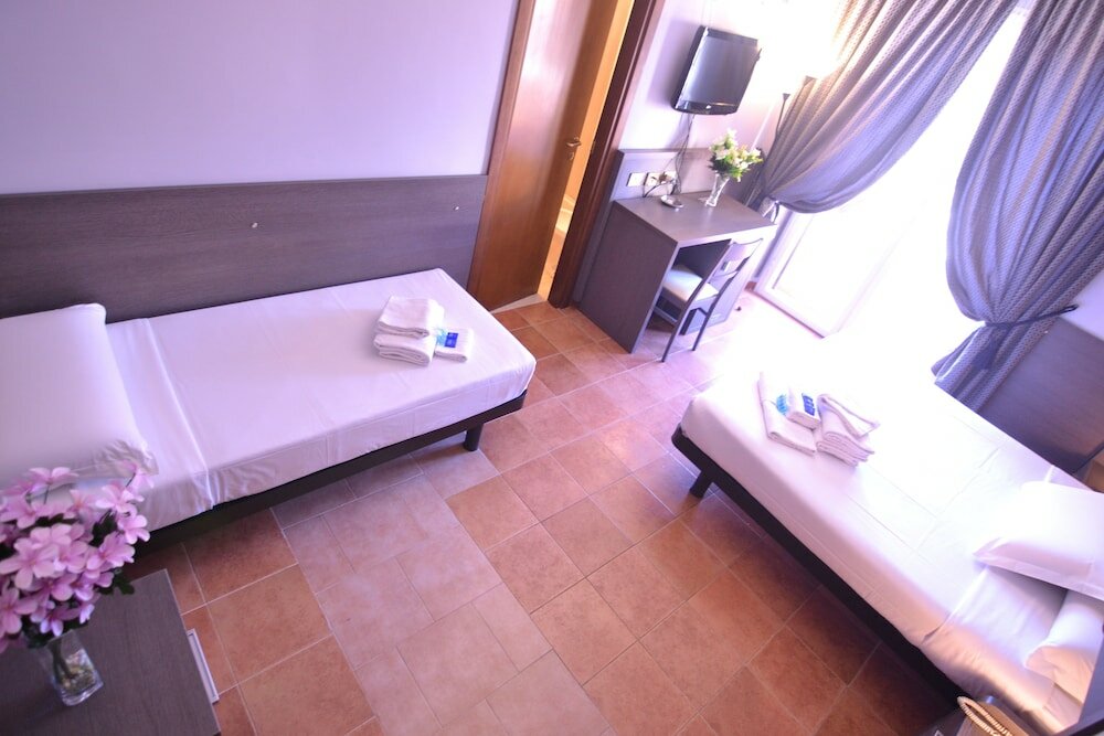 Фото Hotel Mirti