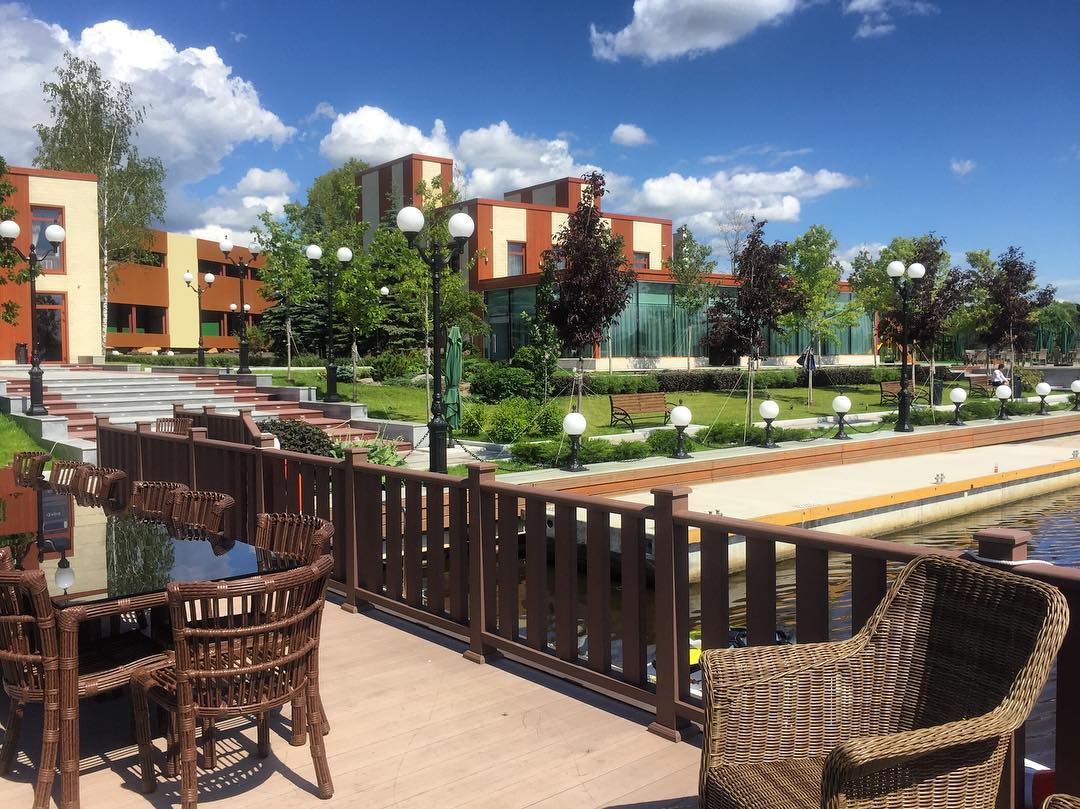 Фото Water House