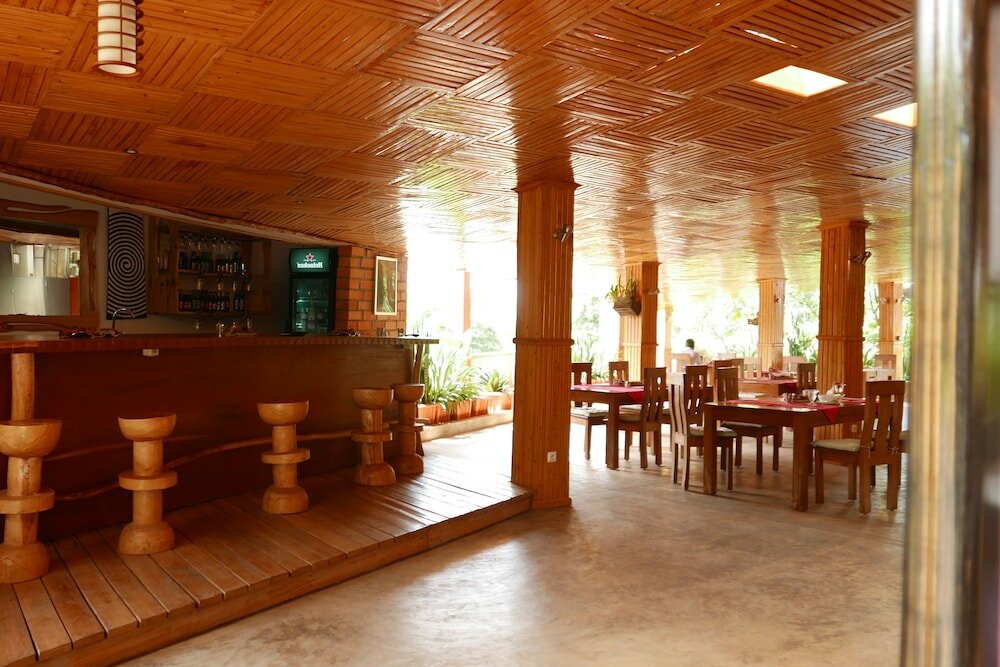 Фото 5 Swiss Hotel