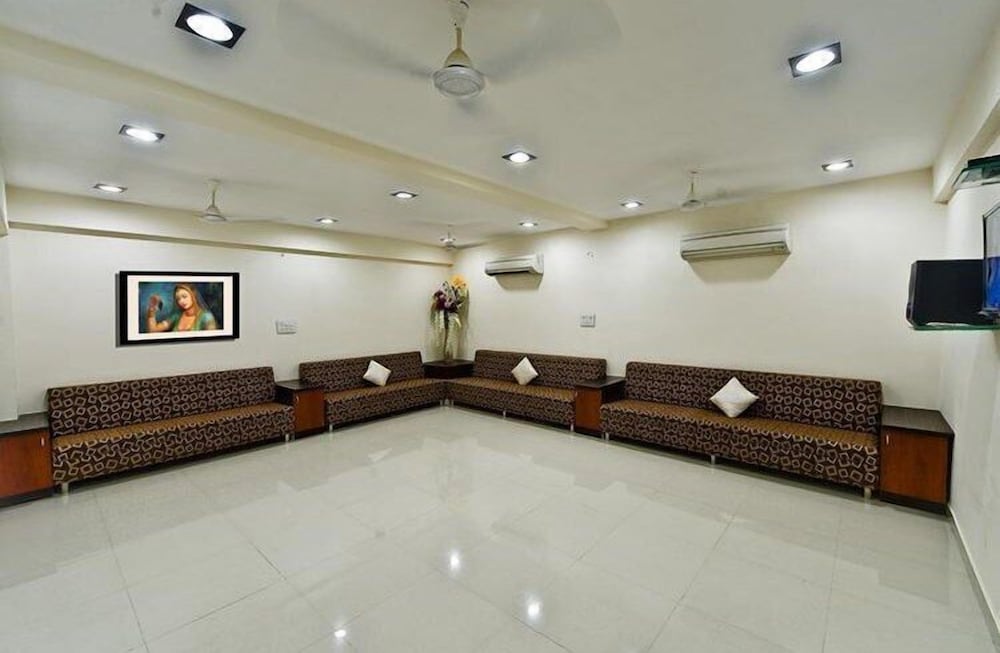 Фото Hotel Durga Silver Line
