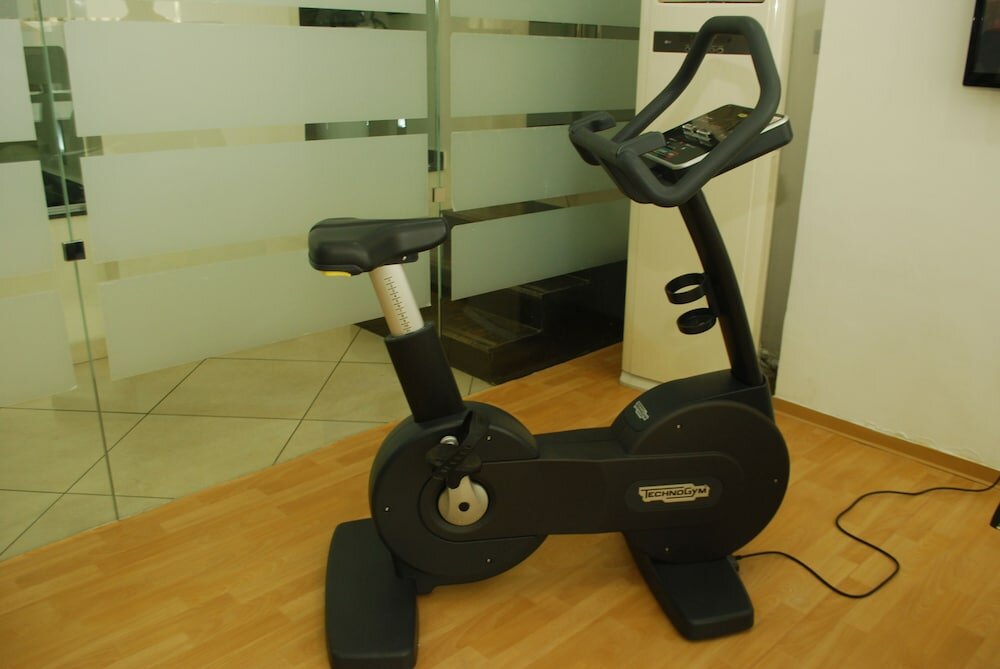 Фото Morning Side Suites Etim Inyang