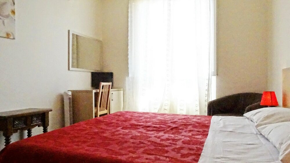 Фото La Campanella Guesthouse