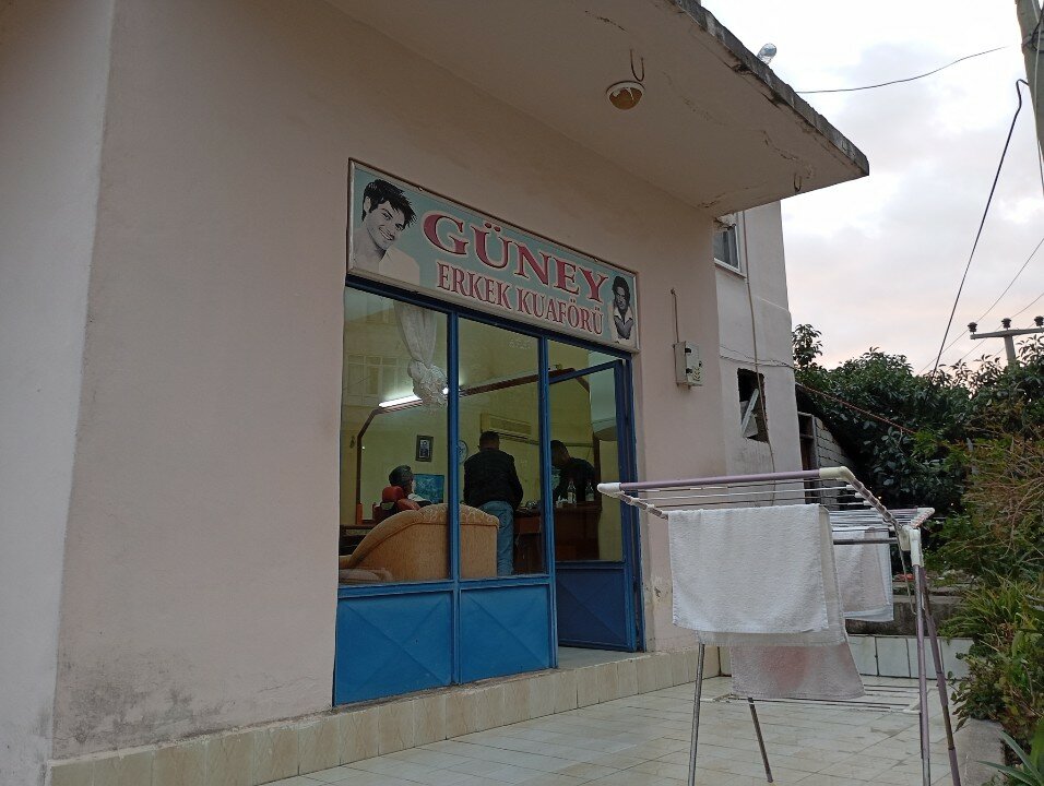 Guney Men's Hairdresser