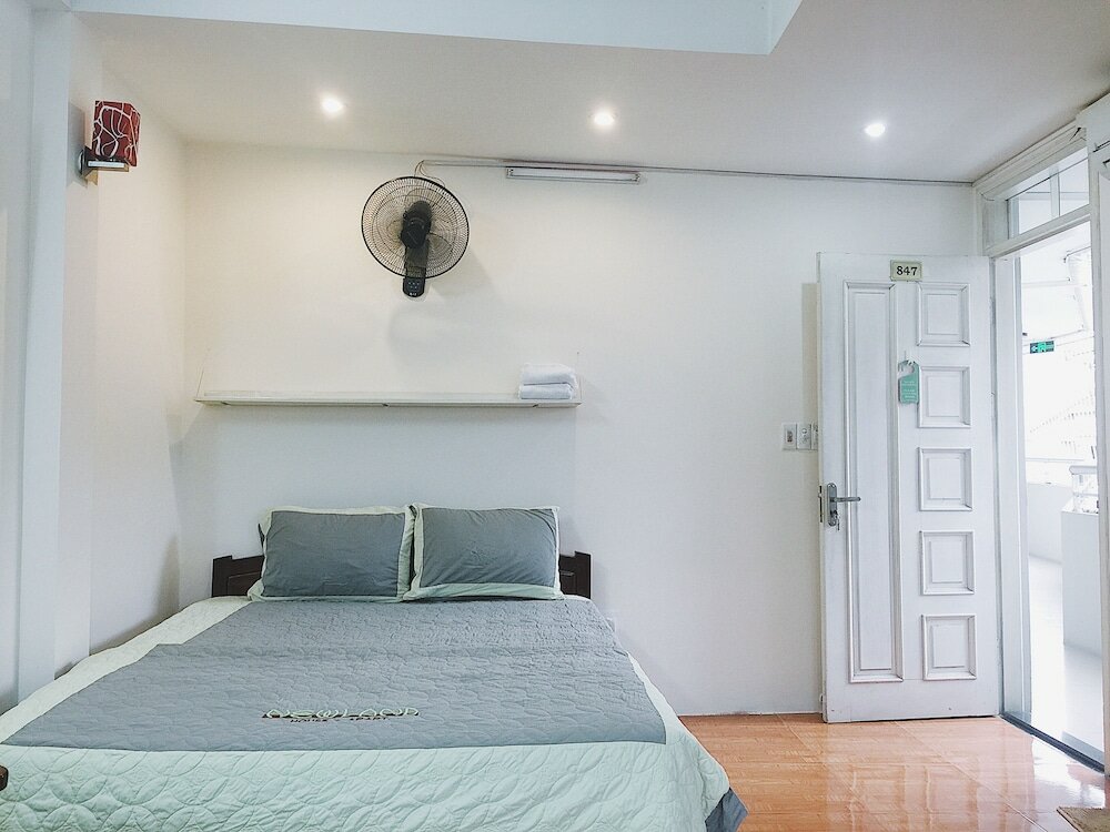 Фото V-studio Hotel Apartment 2