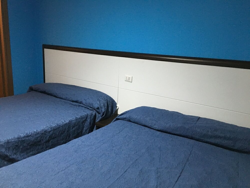 Фото Old Milano House - Hostel