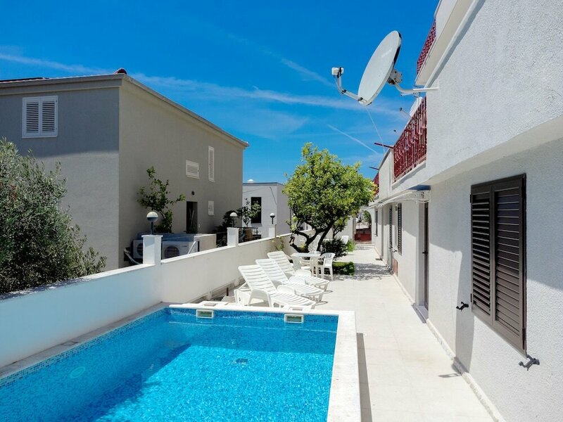 Апартаменты Villa M& x26; M в Хваре