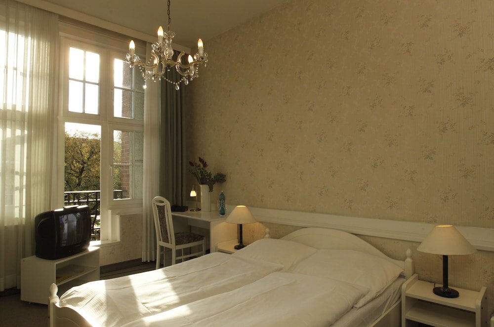 Фото Hotel Bellmoor Im Dammtorpalais