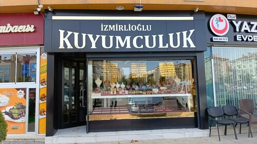 İzmirlioğlu Kuyumculuk Fotoğraf 1