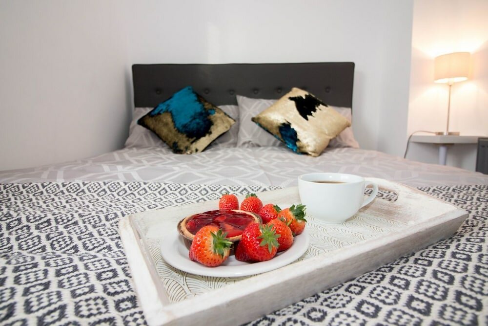 Фото Magdalen quarters