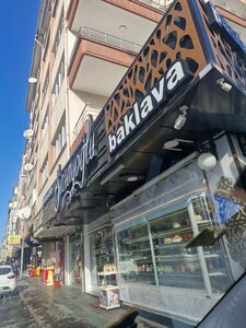 Sarayoglu Baklava & Pasta (İstanbul, Küçükçekmece, Yeni Mahalle Mah., Salih Tamcı Sok., 29B), confitería