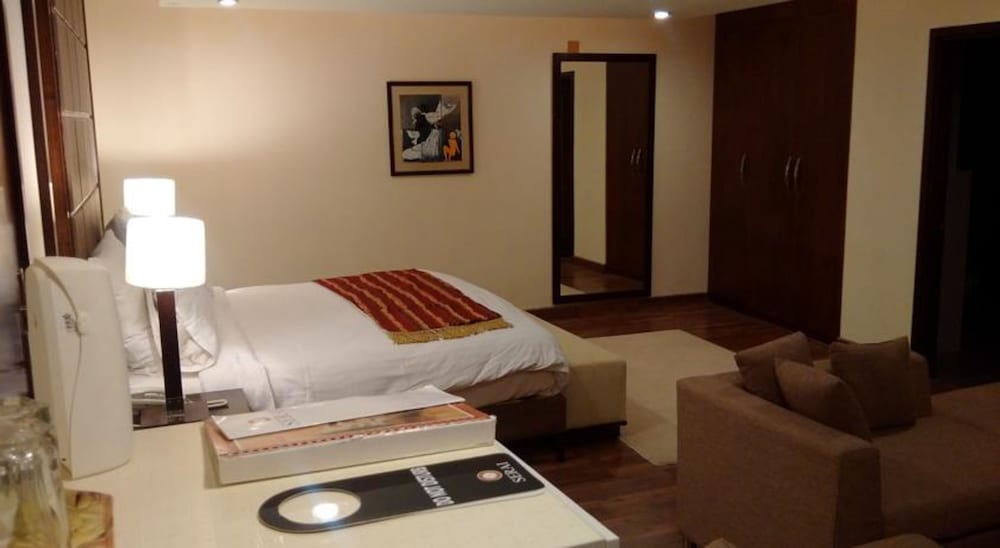 Фото Rockville House managed by Serai Boutique Hotel