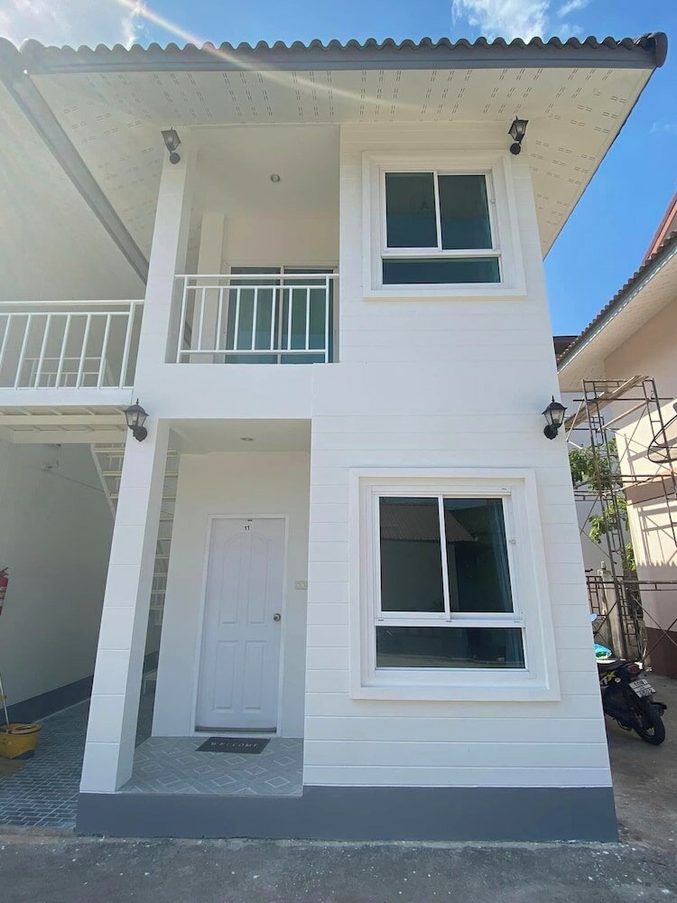 Фото ThanaVill Resort