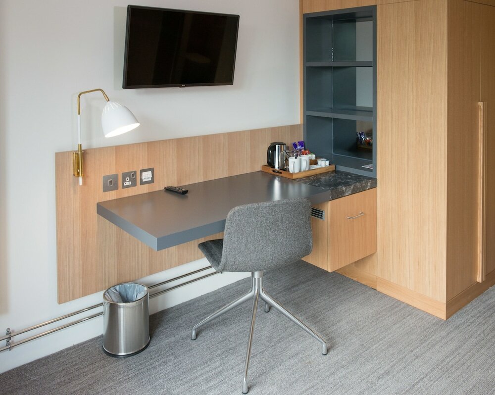 Фото West Court - Cambridge