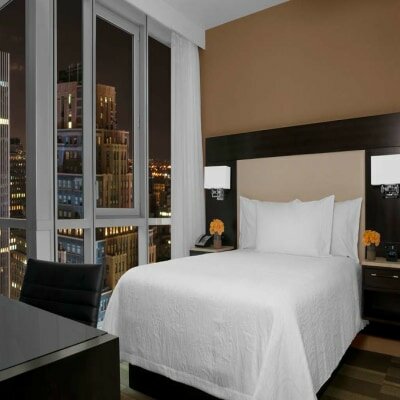 Фото Hilton Garden Inn New York-Times Square Central