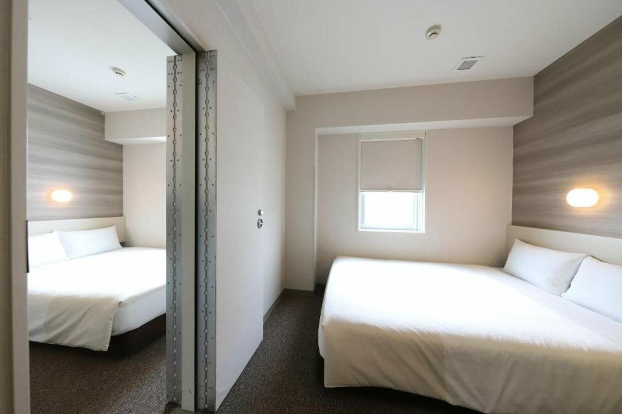 Фото Smile Hotel Osaka Tennoji