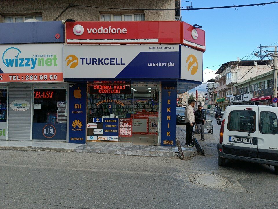 Mobile phone store Aran Communication, Izmir, photo