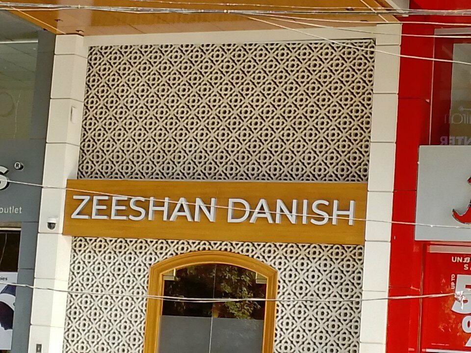 Clothing market Zeshan Danish, Karachi, photo