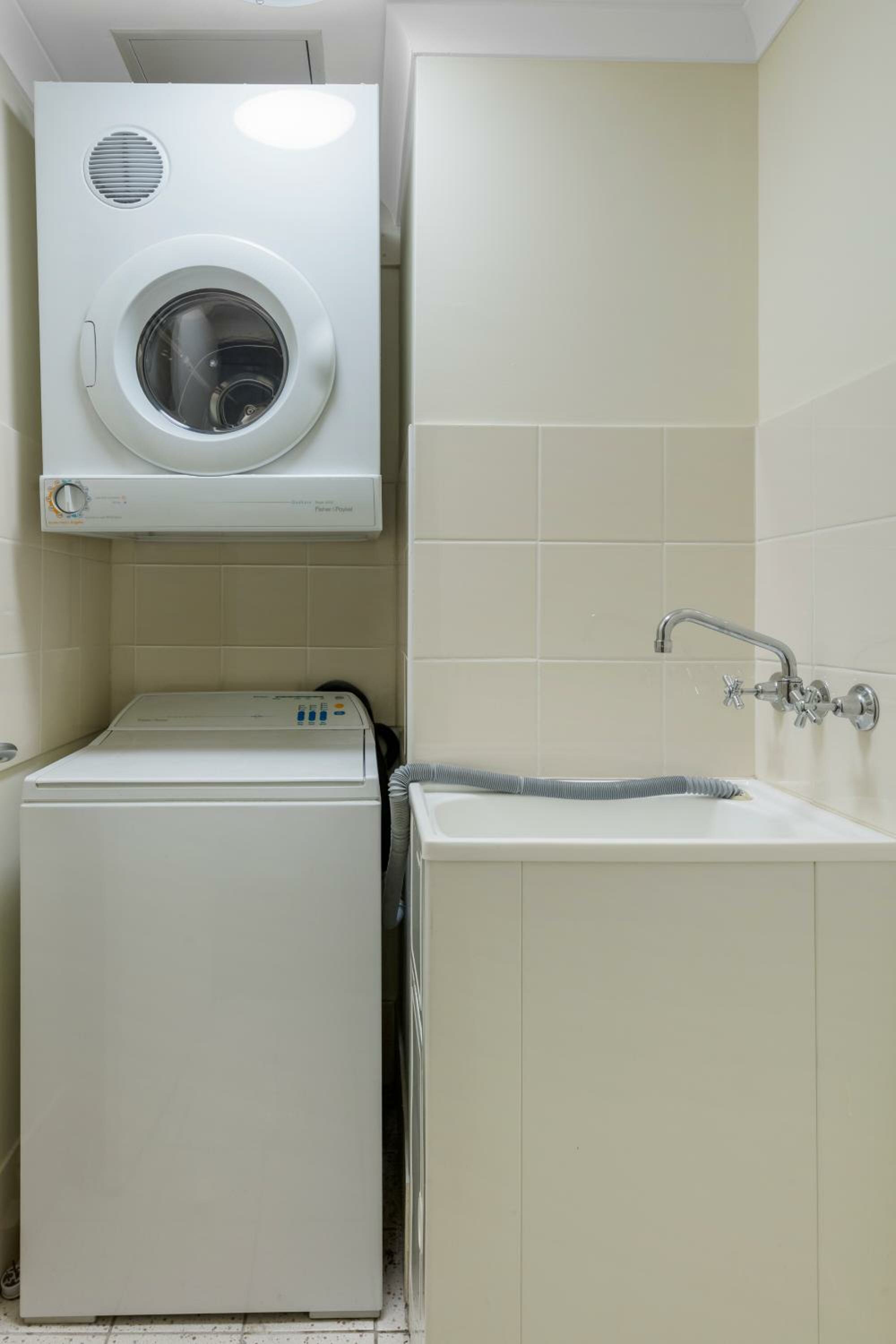 Фото Nesuto Canberra