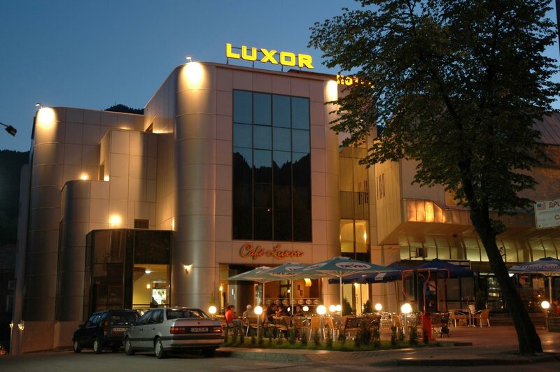 Гостиница Complex Luxor в Смоляне