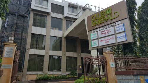 Гостиница Club Emerald в Мумбаи