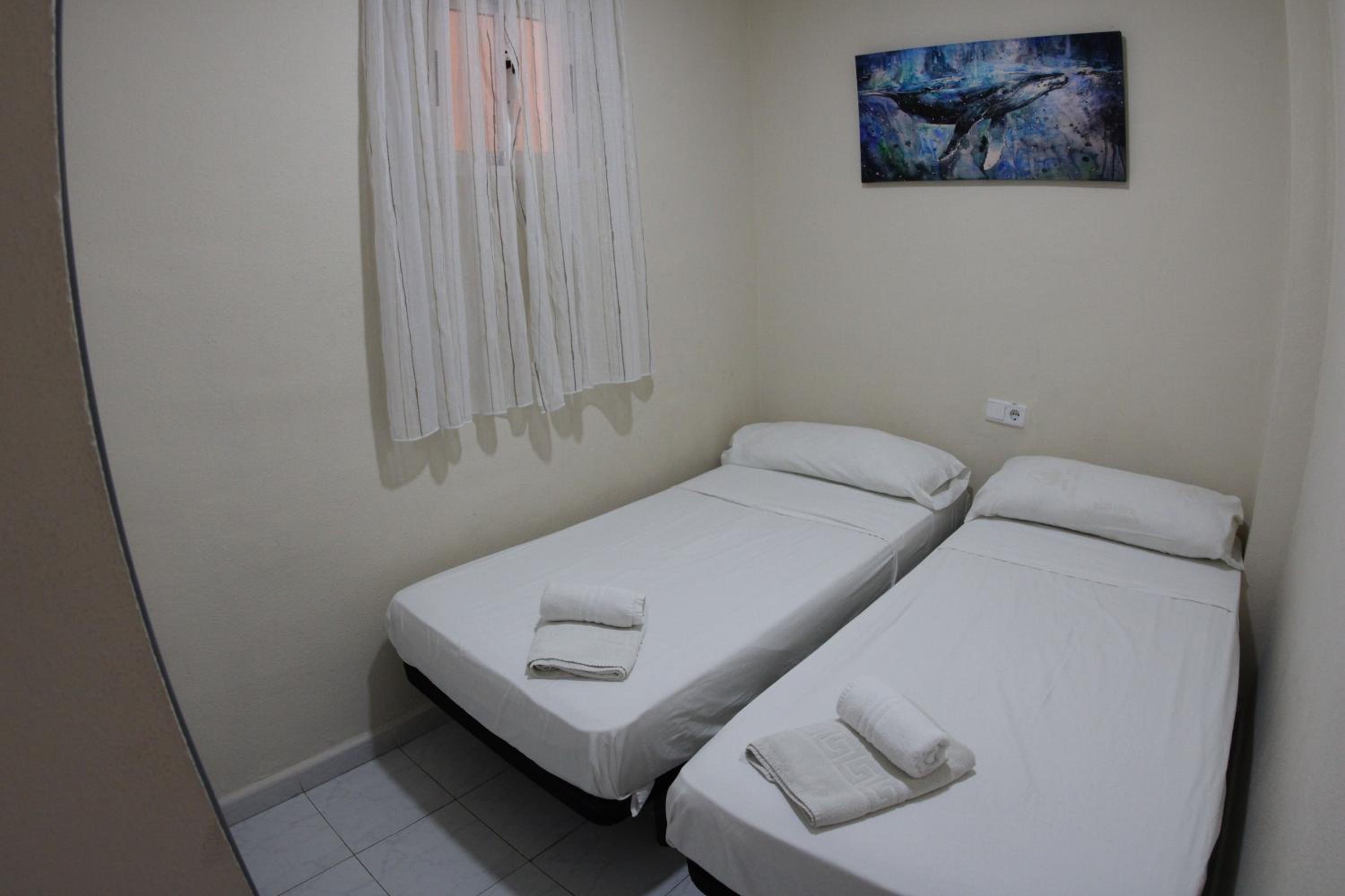 Фото Apartamentos Marina Internacional