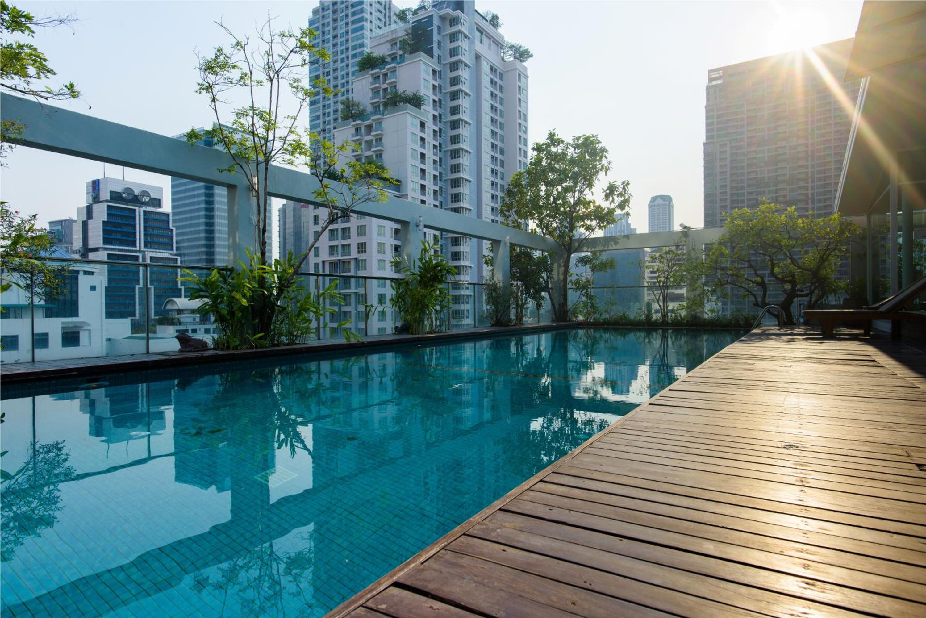 Фото Sabai Sathorn Service Apartment