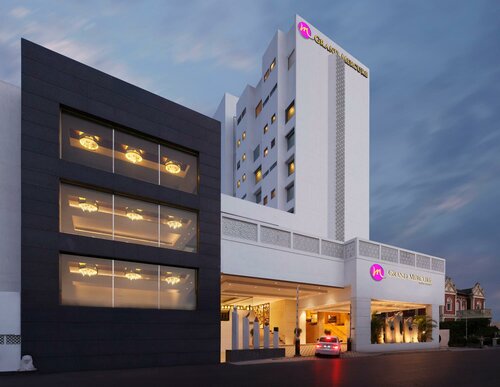 Гостиница Grand Mercure Vadodara Surya Palace в Вадодаре