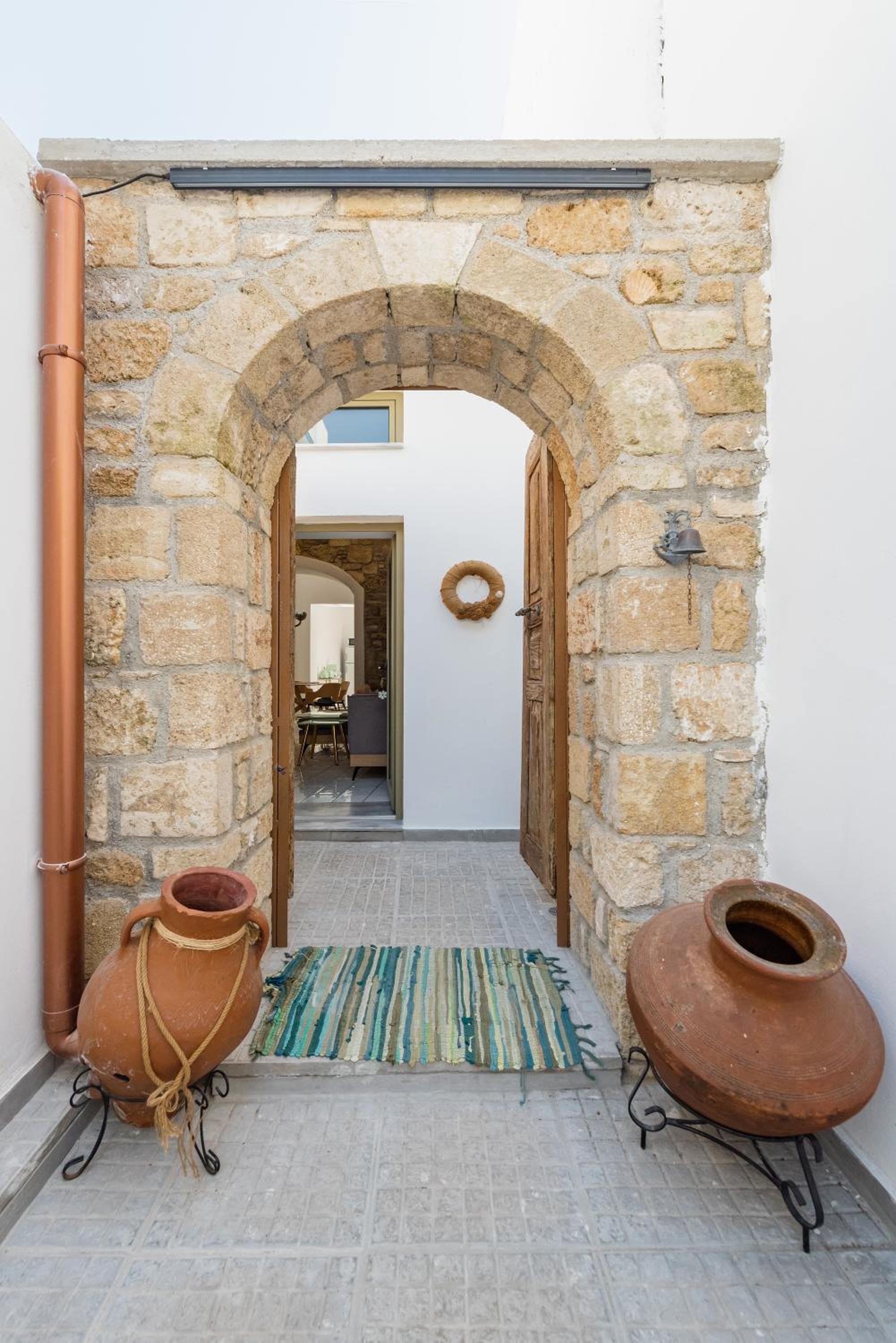 Фото Lefka Hotel, Apartments & Studios