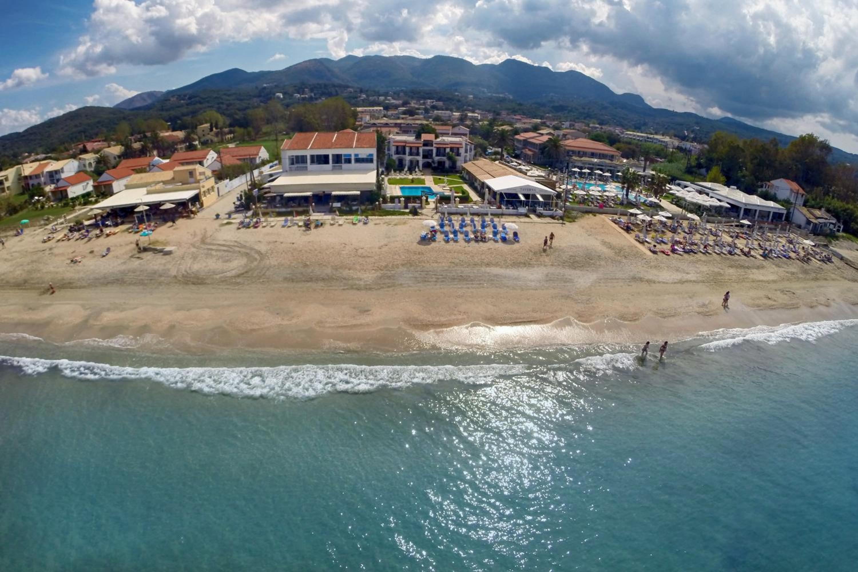 Фото Filorian Hotel Apartments