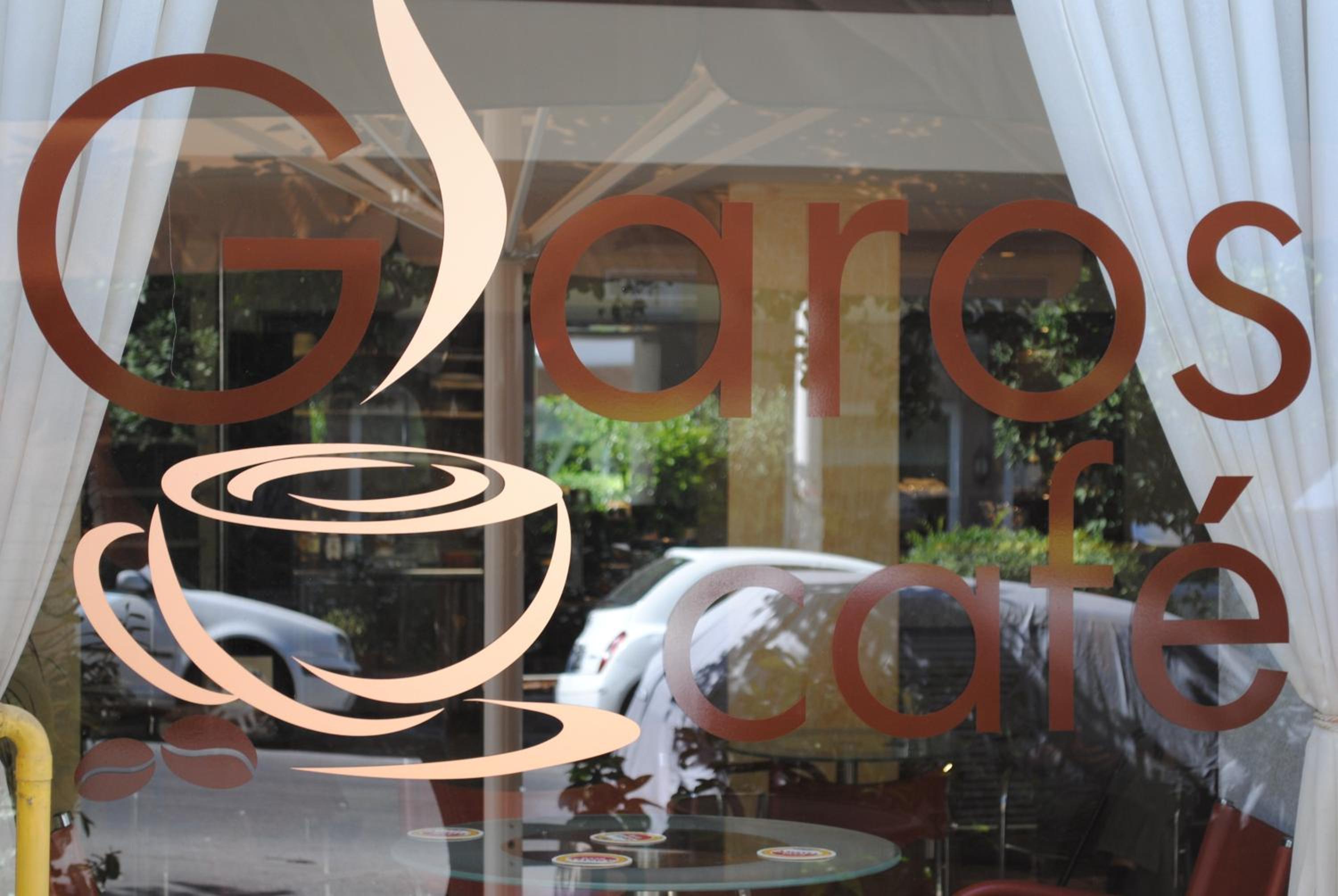 Фото Glaros Hotel