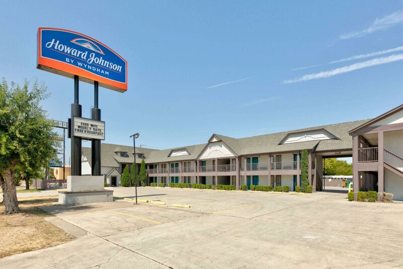 Гостиница Howard Johnson by Wyndham San Marcos