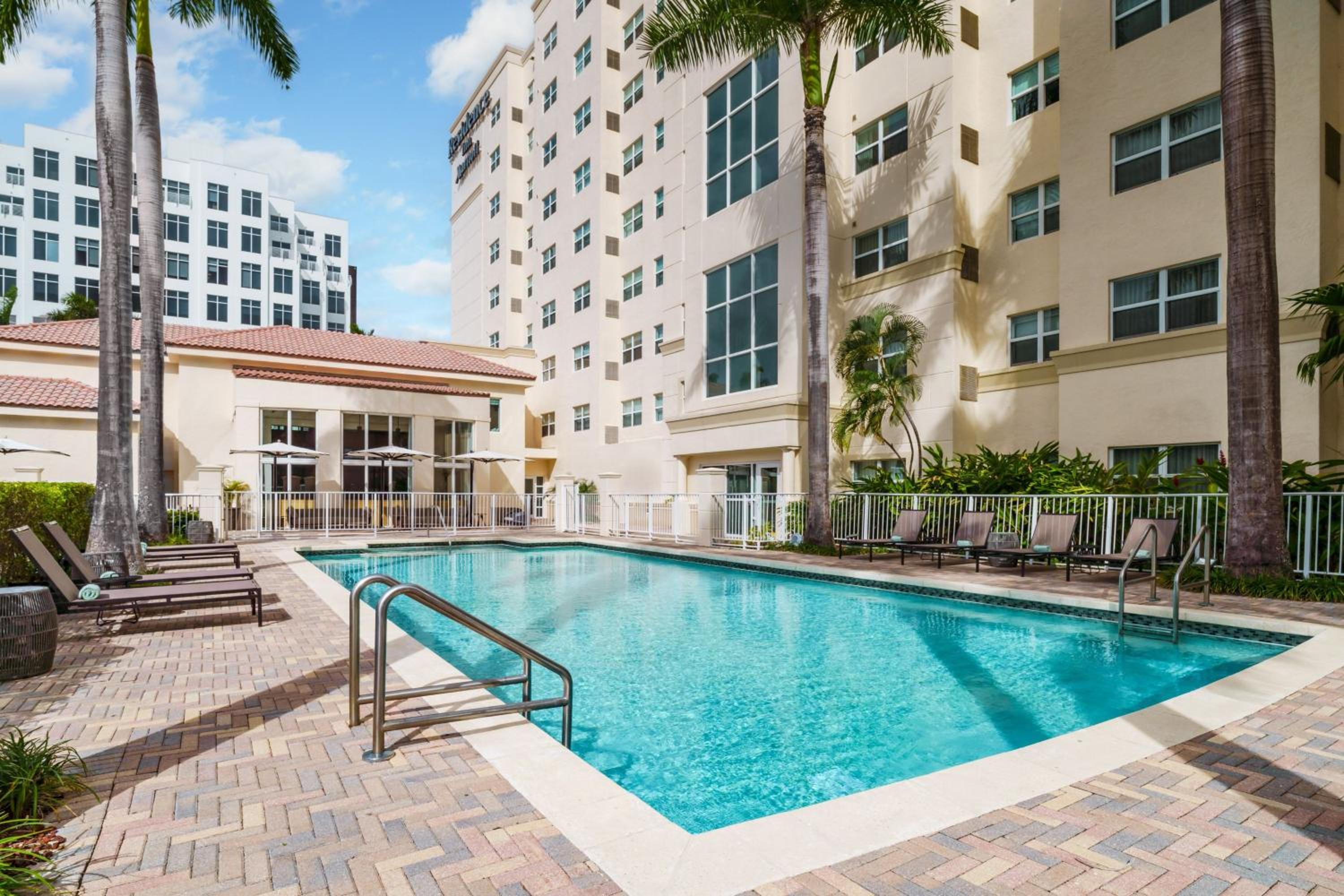 Фото Residence Inn by Marriott Miami Aventura Mall