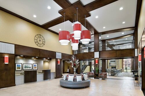 Гостиница Clubhouse Hotel & Suites Pierre
