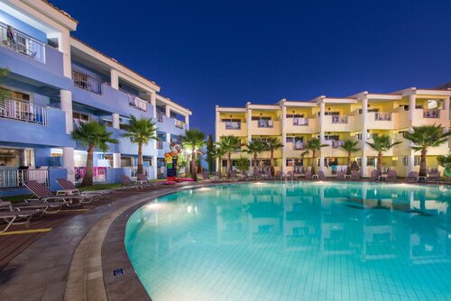 Гостиница Caretta Beach Resort & Waterpark