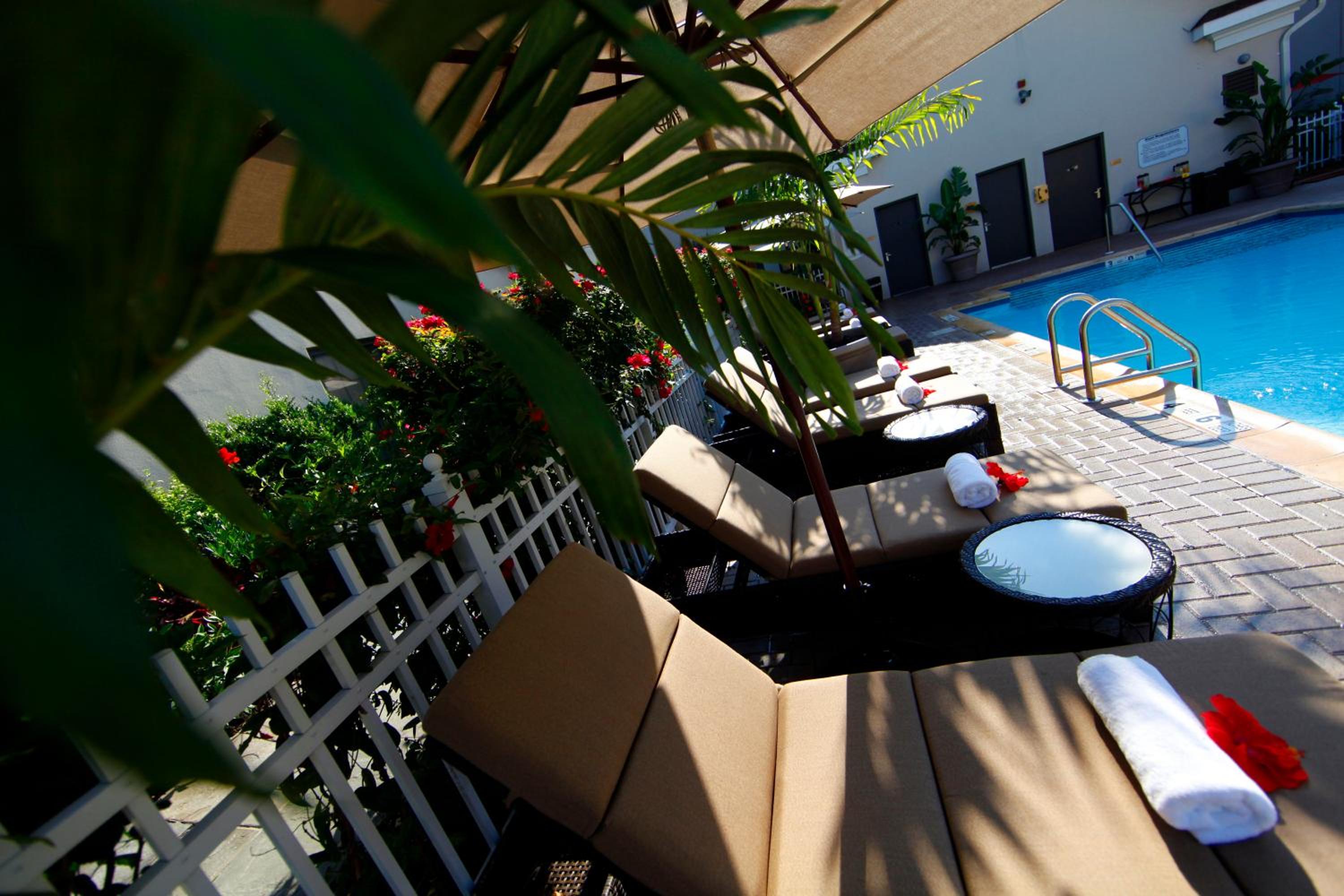 Фото The Inn At Fox Hollow Hotel