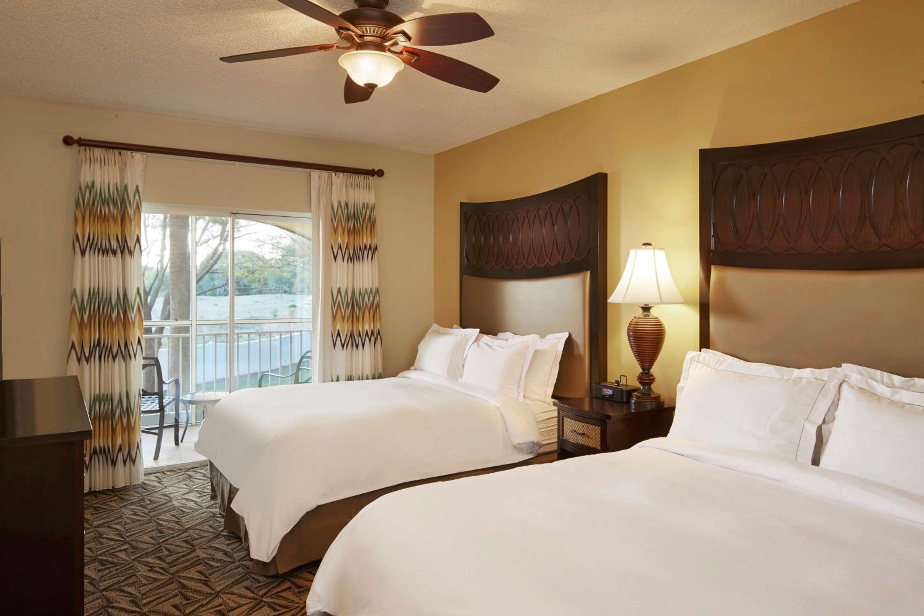 Фото Hilton Grand Vacations Club SeaWorld Orlando