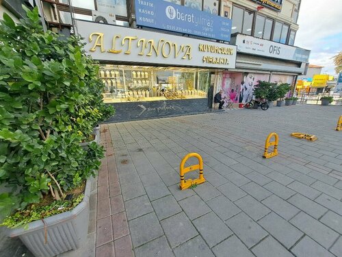 Altınova Kuyumculuk Pırlanta Fotoğraf 1