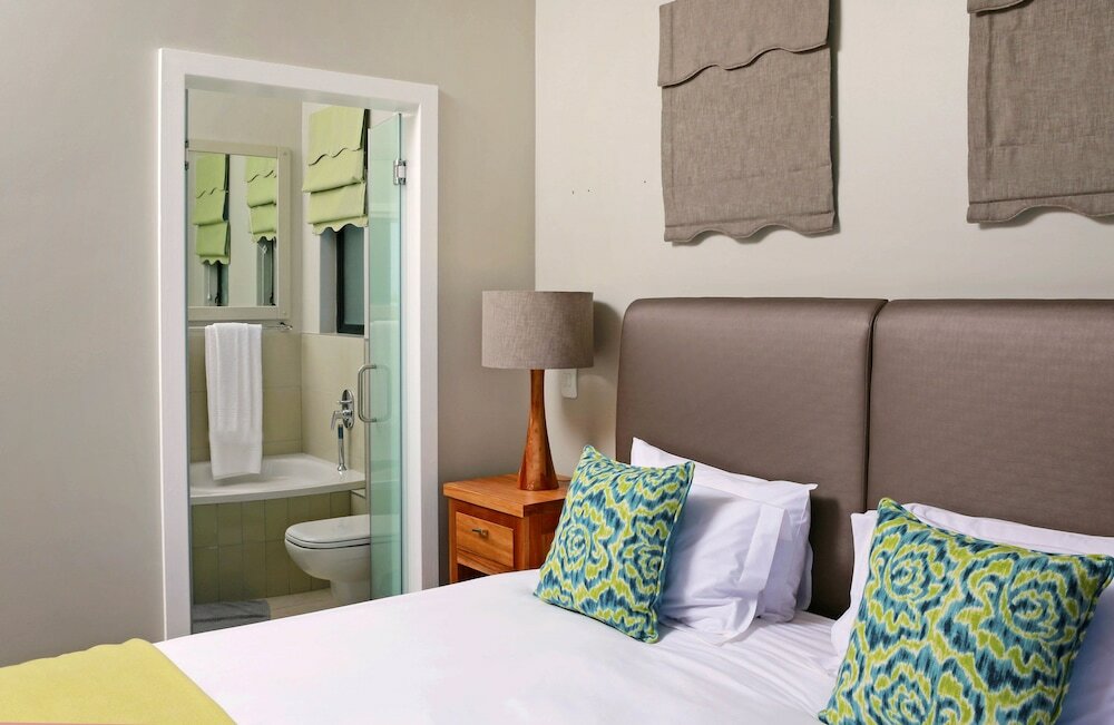 Фото Brenton Haven Beachfront Resort