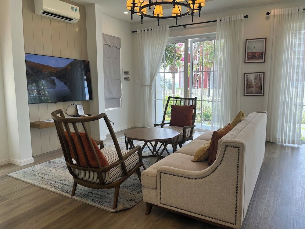 Фото Nova Beachfront Haven Villa