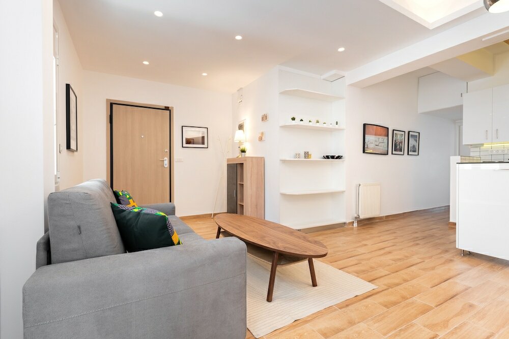 Фото Modern Apartment-short walk to Acropolis