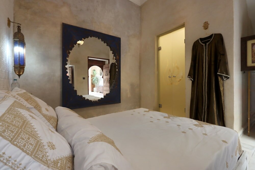 Фото Riad la fayette bed & breakfast
