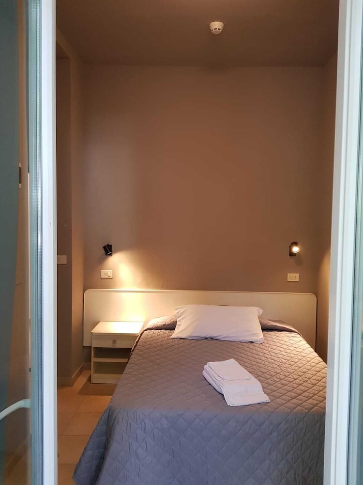 Фото Hotel Alabama