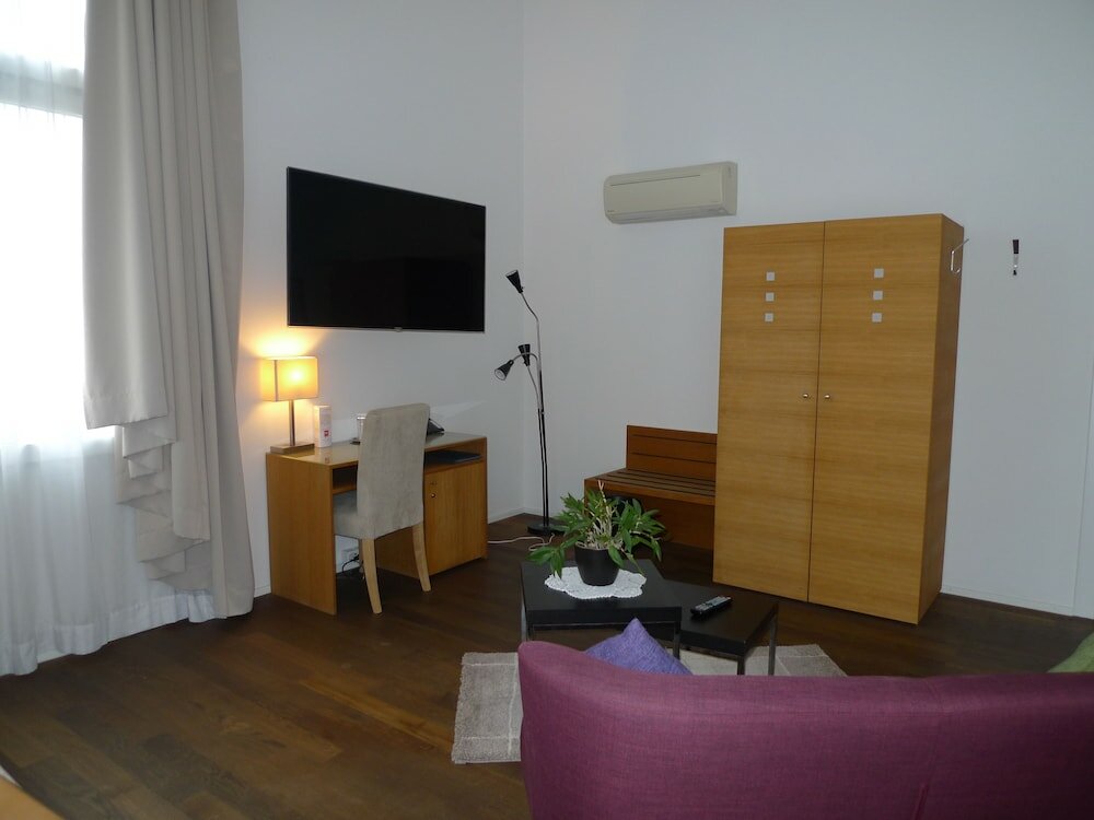 Фото Businesshotel Lux