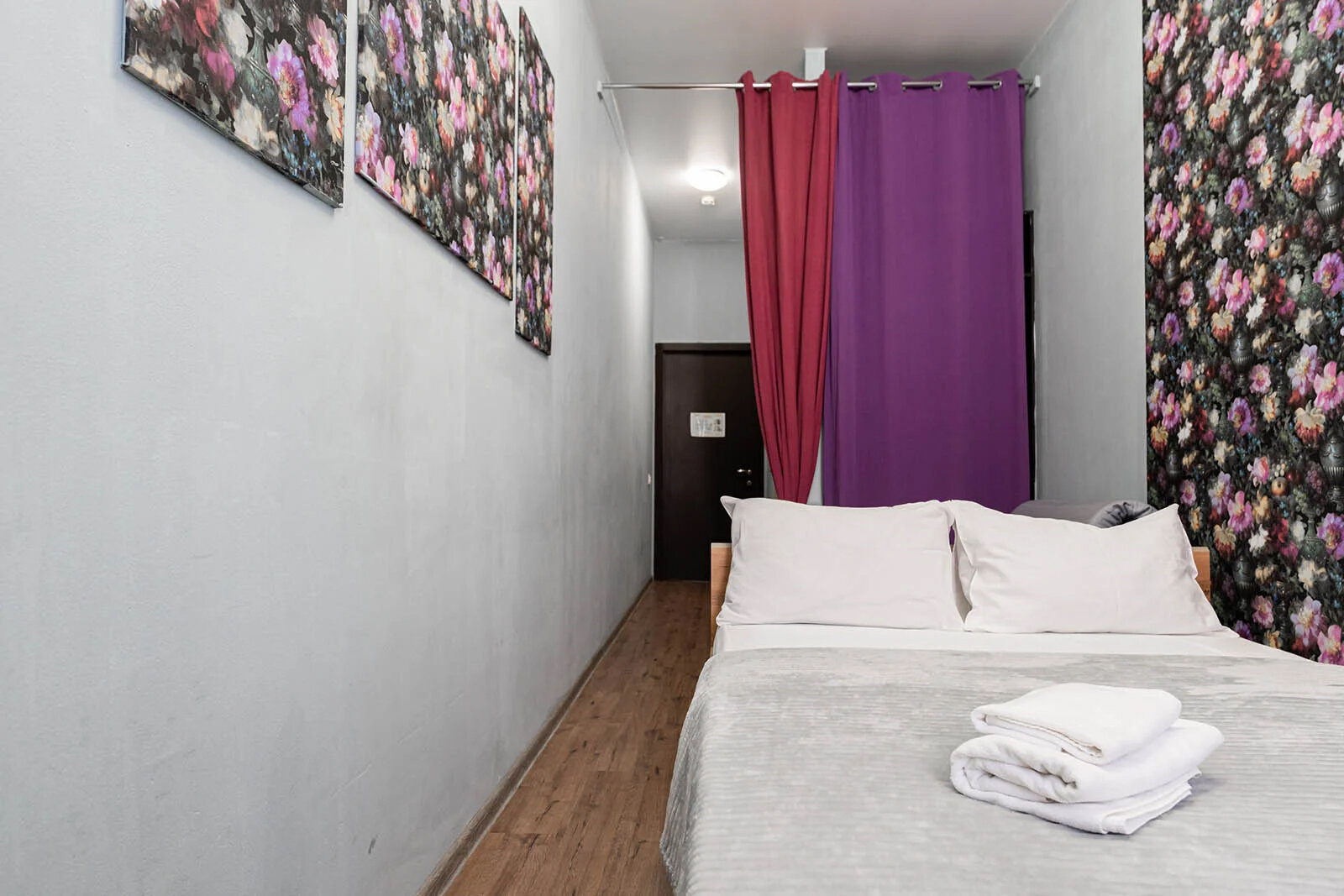 Фото Апельсин у Театра